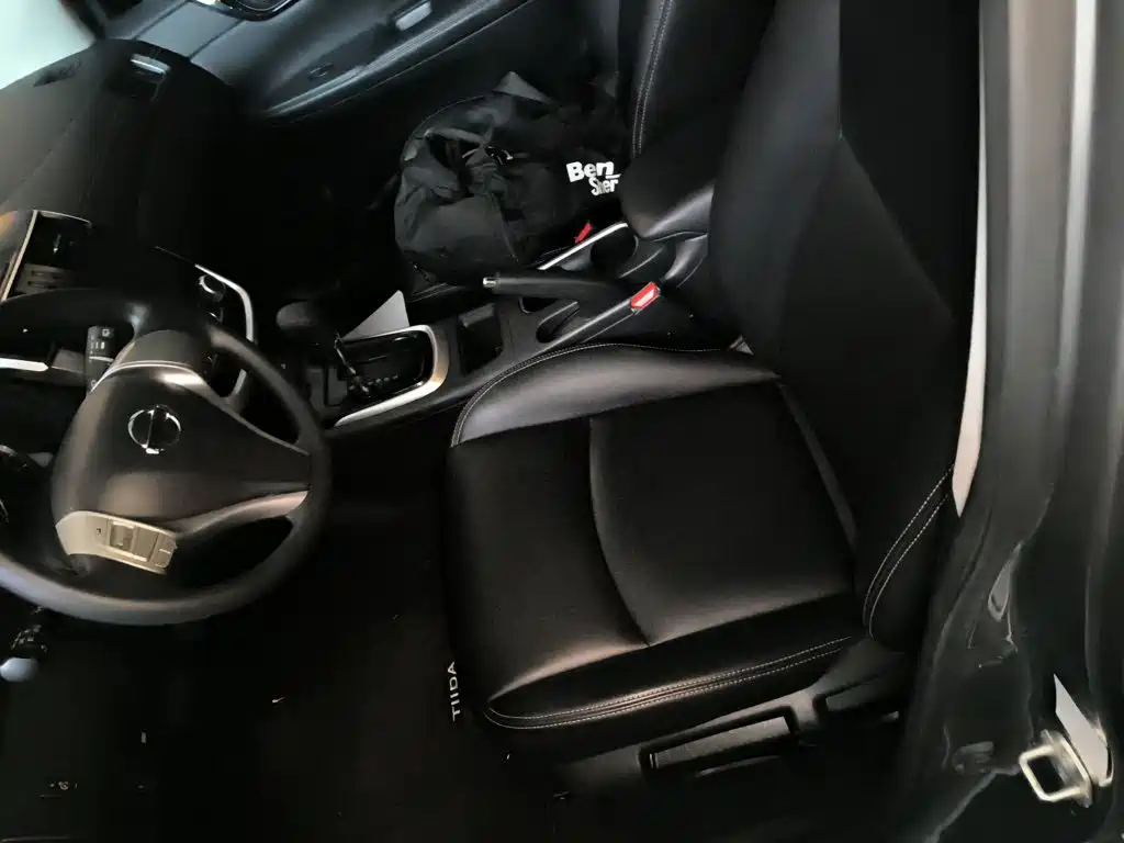 Nissan Tiida 2018 — фото 11