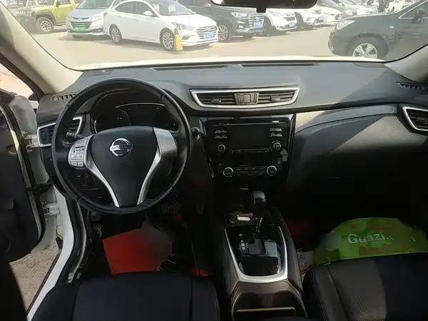 Nissan X-Trail 2016