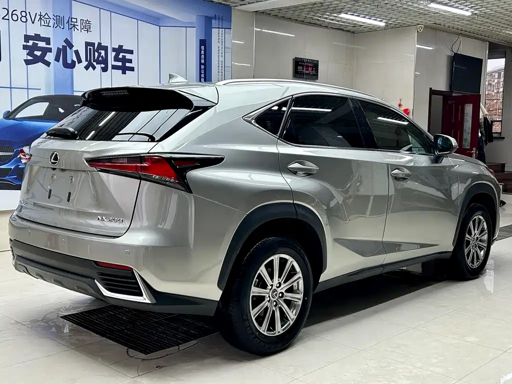 Lexus NX 2021 — фото 4