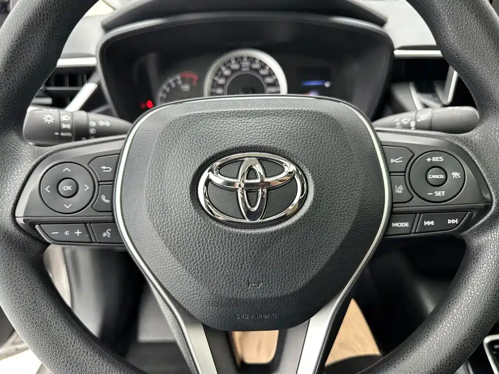 Toyota Corolla 2022 — фото 13