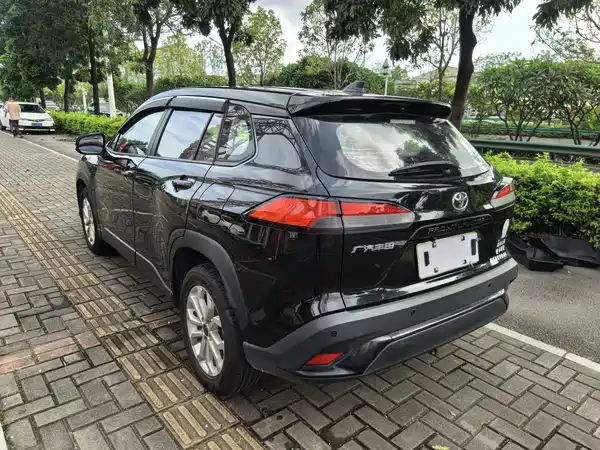 Toyota Frontlander 2022