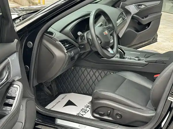 Cadillac CT5 2024
