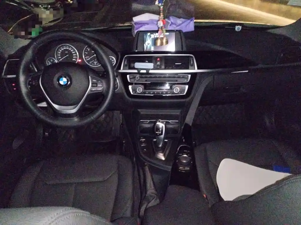 BMW 3 Series 2016 — фото 20