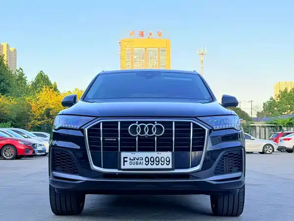 Audi Q7 2021