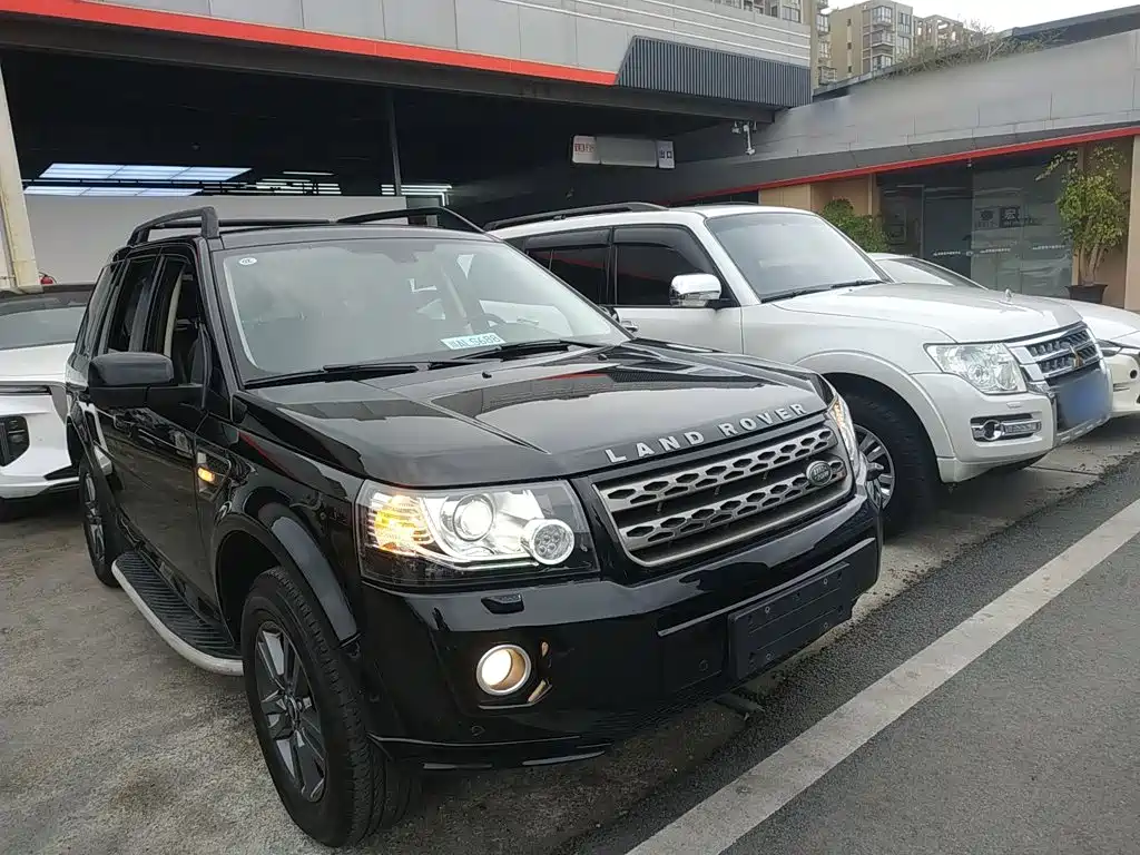 Land Rover Freelander 2 2014 — фото 22