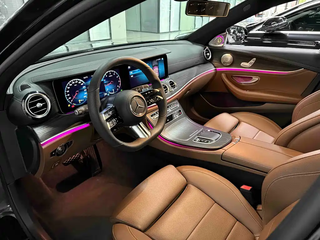 Mercedes-Benz E-Class 2022 — фото 10
