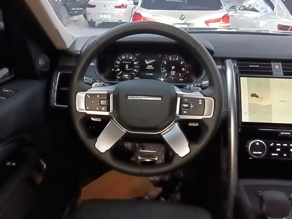 Land Rover Discovery 2022