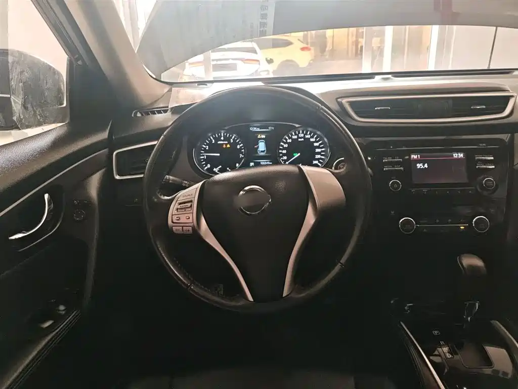 Nissan X-Trail 2017 — фото 3