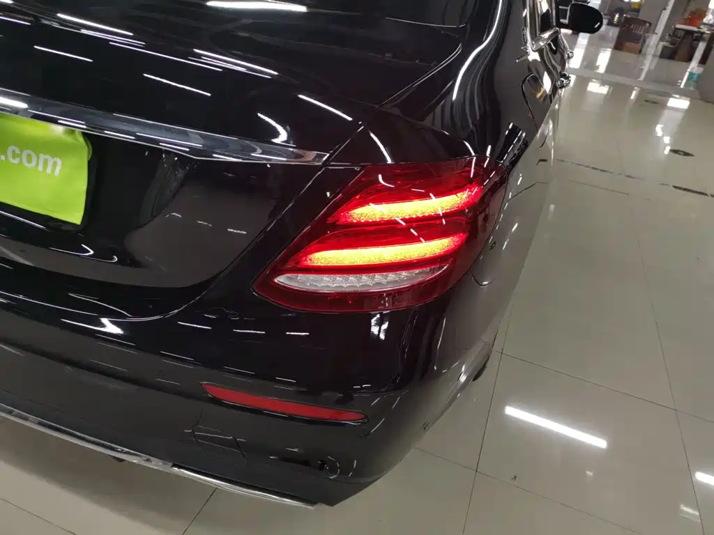 Mercedes-Benz E-Class 2020 — фото 8
