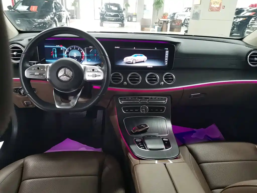 Mercedes-Benz E-Class 2020 — фото 10