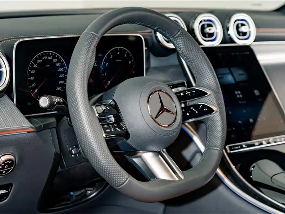 Mercedes-Benz GLC 2025 — фото 10