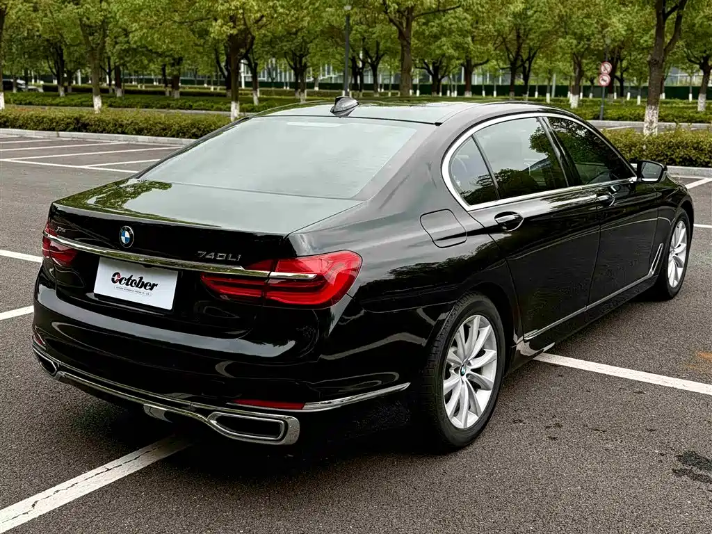 BMW 7 Series 2016 — фото 5