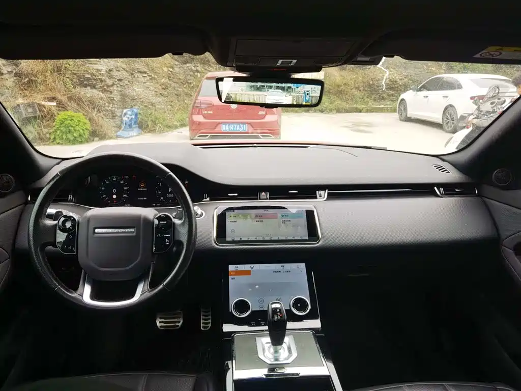 Land Rover Evoque 2020 — фото 8