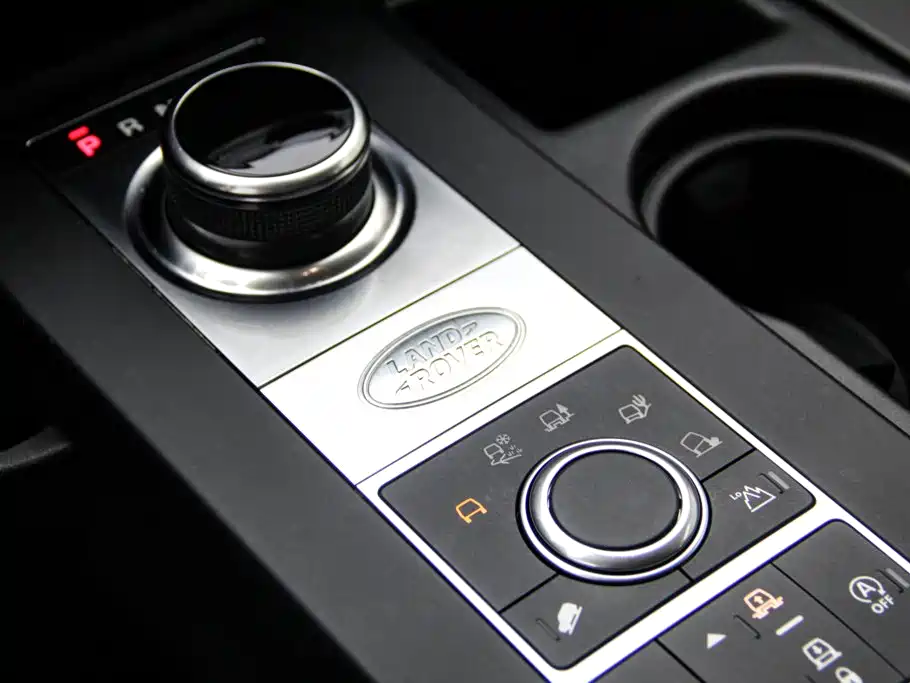 Land Rover Discovery 2021 — фото 20