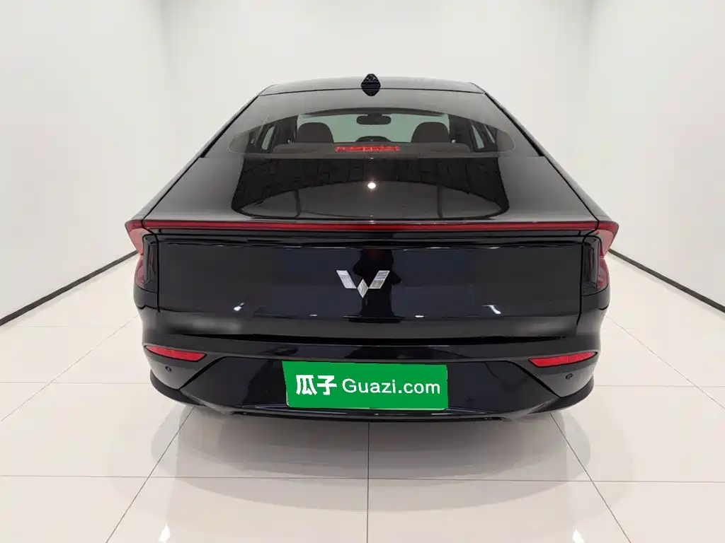 Wuling Starlight 2025