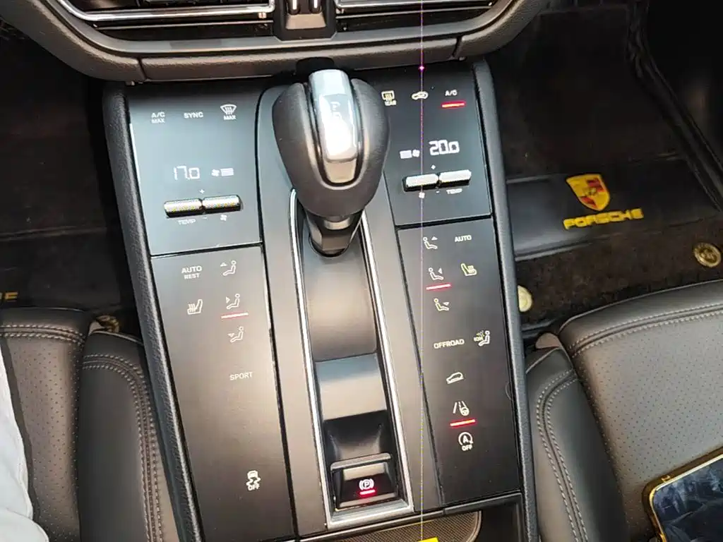 Porsche Macan 2024 — фото 14