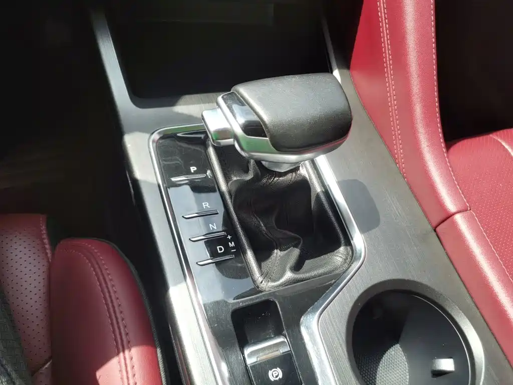Changan CS75PLUS 2020 — фото 10