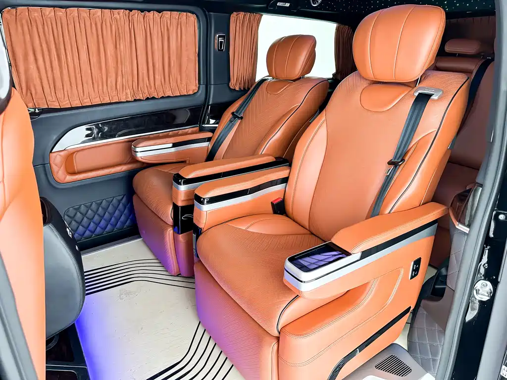 Mercedes-Benz V-Class 2022 — фото 5
