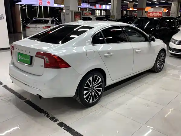 Volvo S60 2018