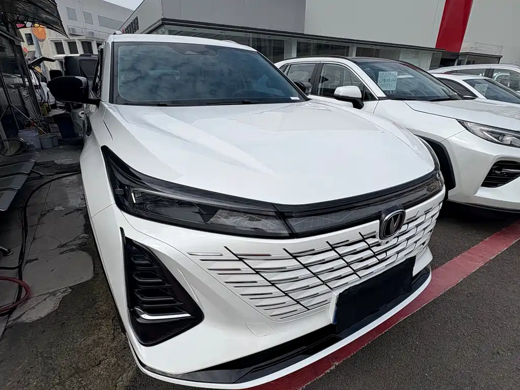 Changan CS75 PLUS 2025 — фото 3