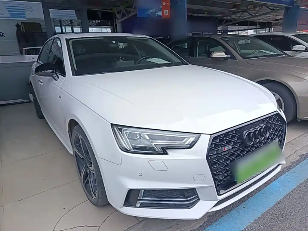 Audi A4L 2018 — фото 4