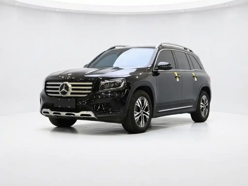 Mercedes-Benz GLB 2025 — фото 1
