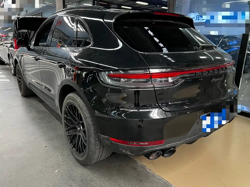 Porsche Macan 2020 — фото 18