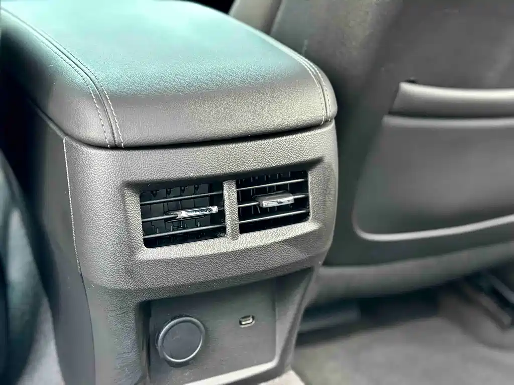 Cadillac CT5 2023 — фото 16