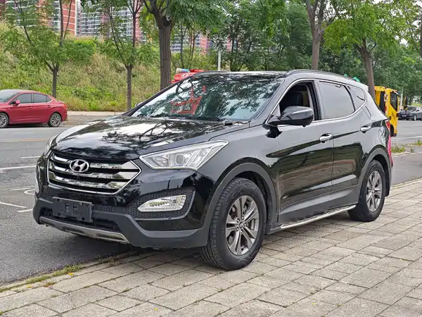 Hyundai Santa Fe 2013