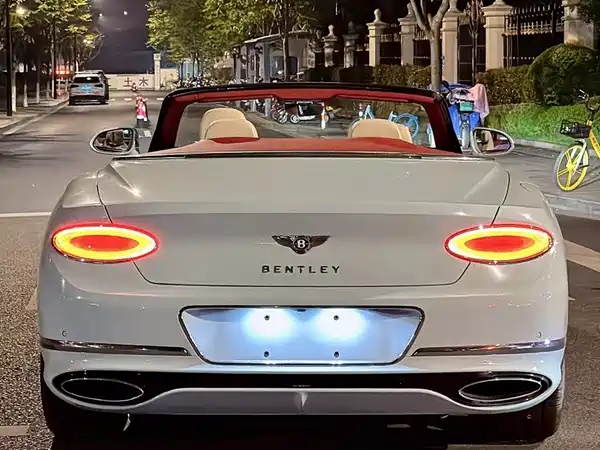 Bentley Continental 2020