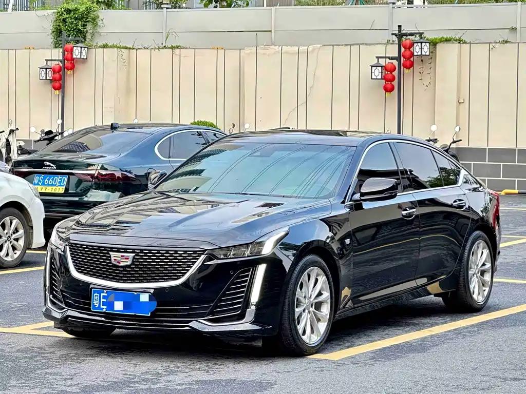 Cadillac CT5 2023 — фото 1