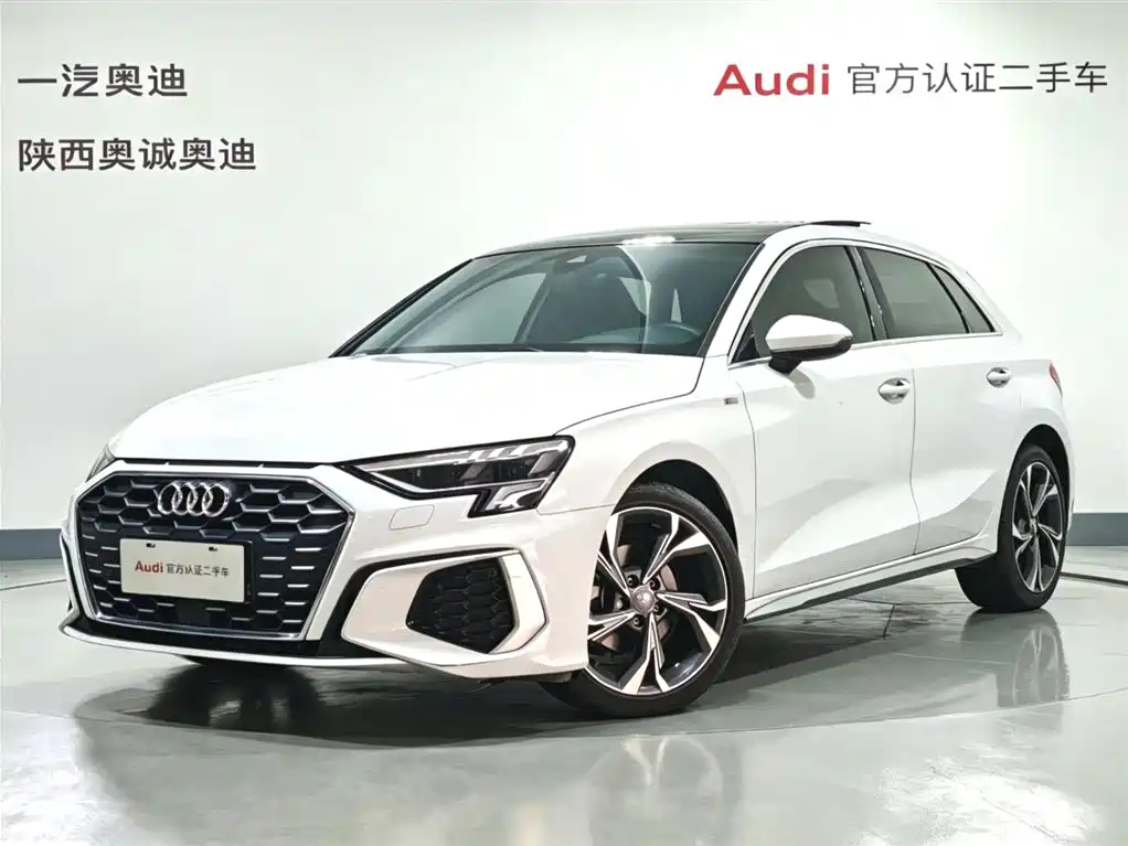 Audi A3 2021 — фото 1