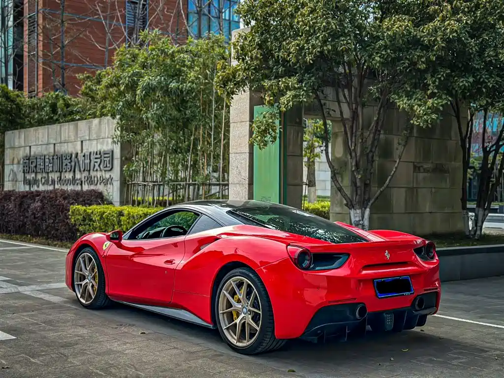Ferrari 488 2016 — фото 2