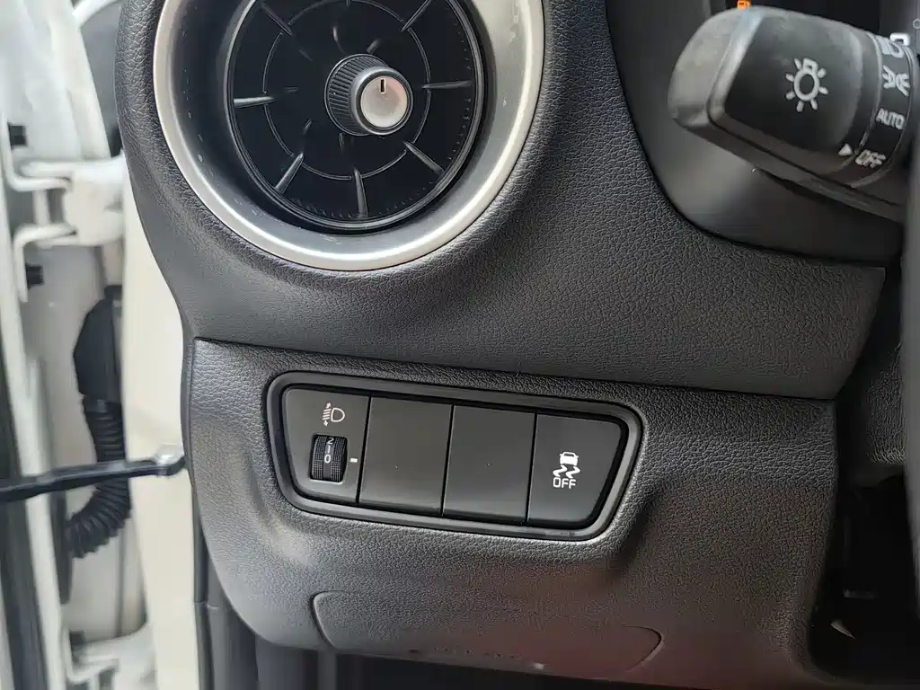 Kia K3 2022