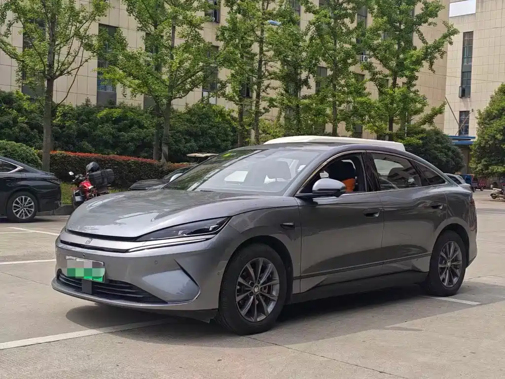 BYD Qin L 2025 — фото 1