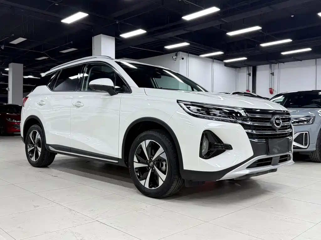 GAC Trumpchi GS4 2022 — фото 4