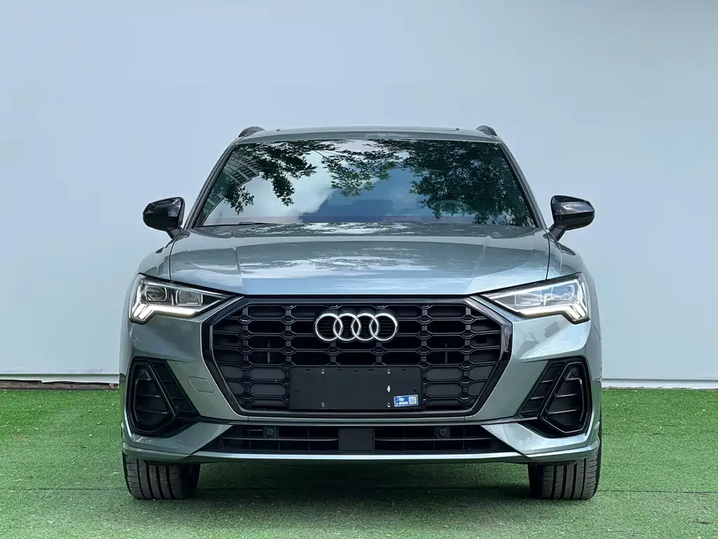 Audi Q3 2022 — фото 2