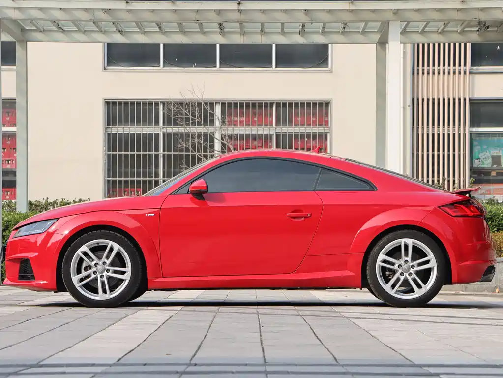Audi TT 2017 — фото 9
