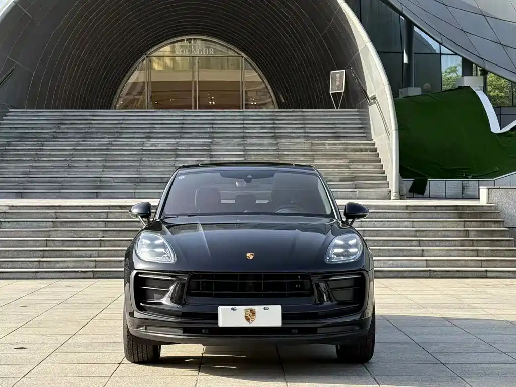 Porsche Macan 2025 — фото 2