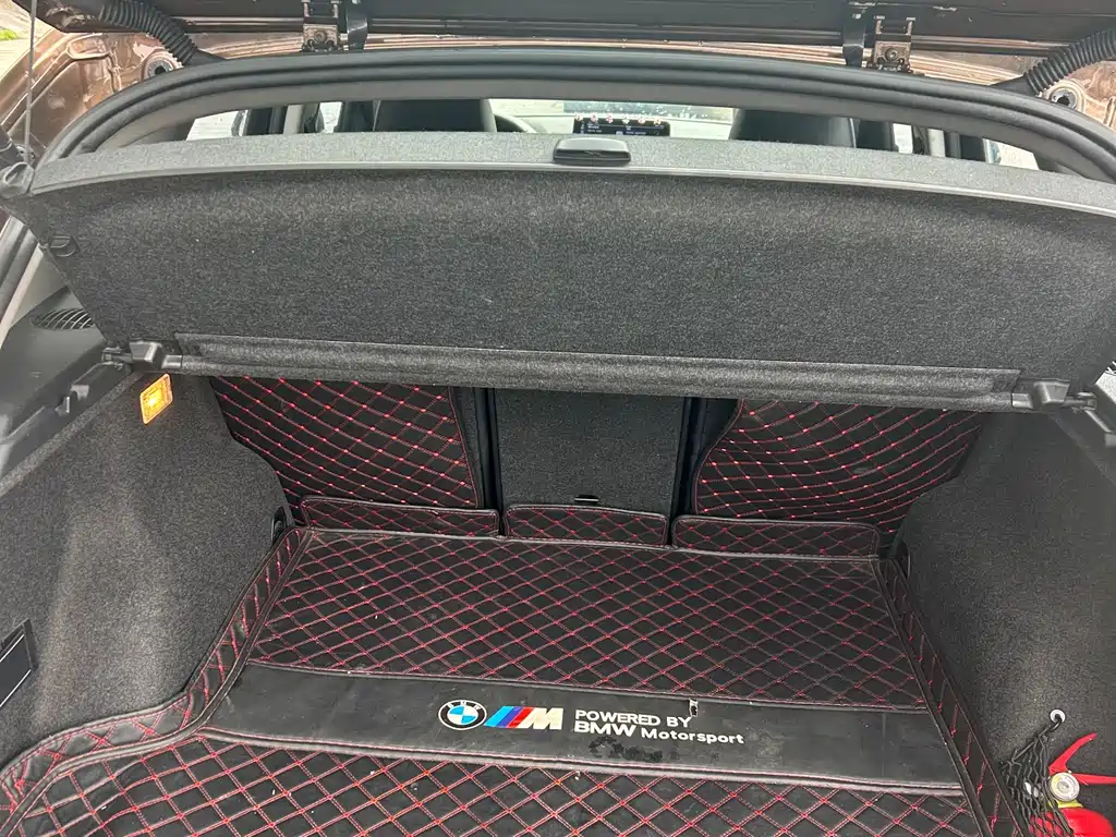 BMW X1 2015 — фото 14