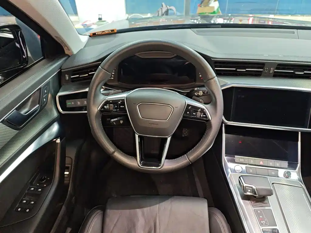 Audi A6L 2020