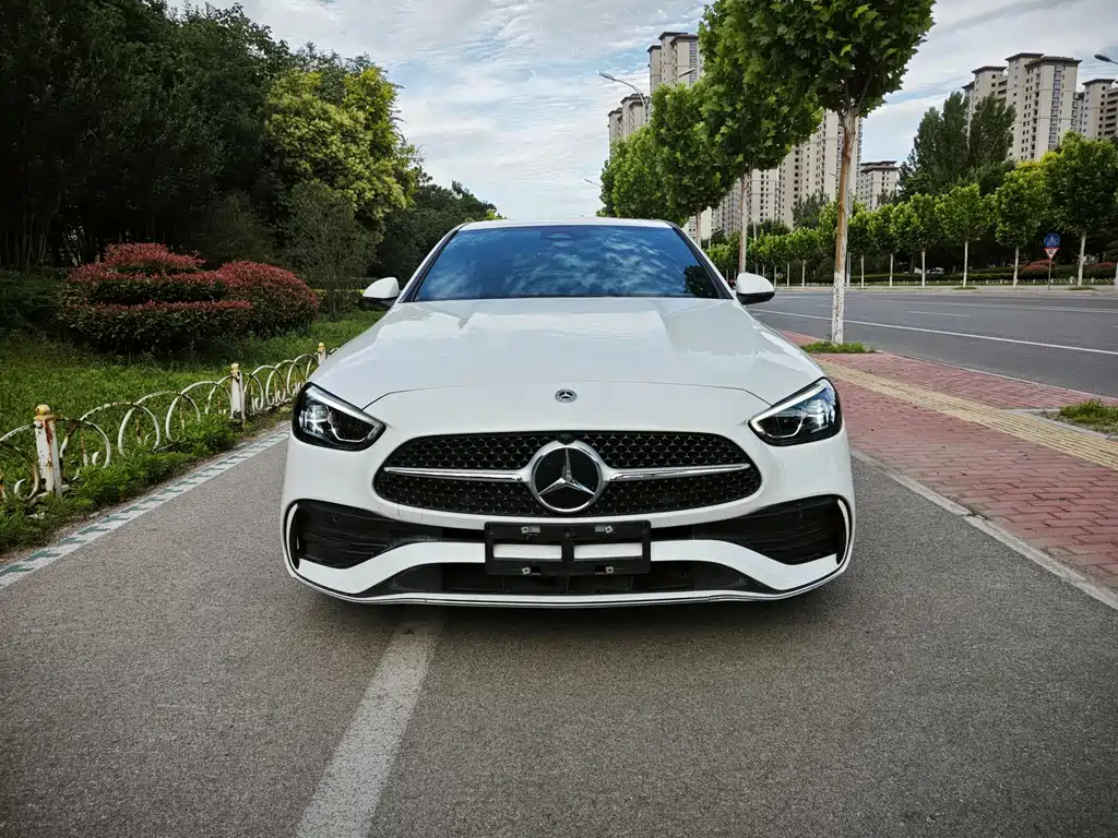 Mercedes-Benz C-Class 2022 — фото 2