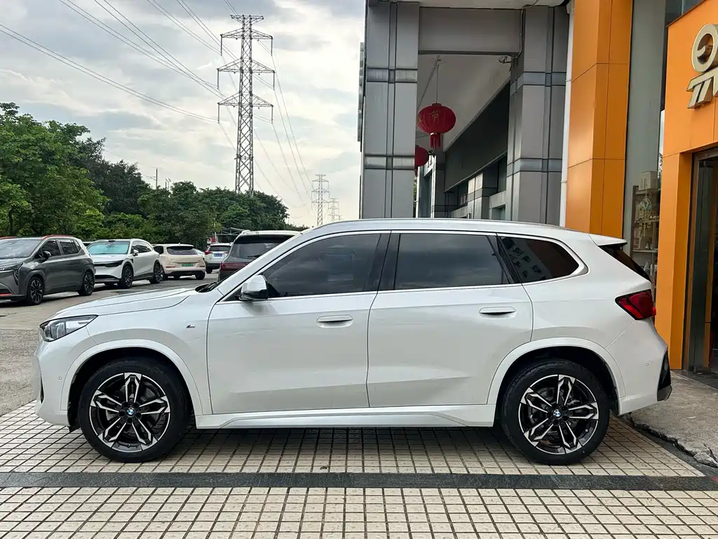 BMW X1 2024 — фото 8
