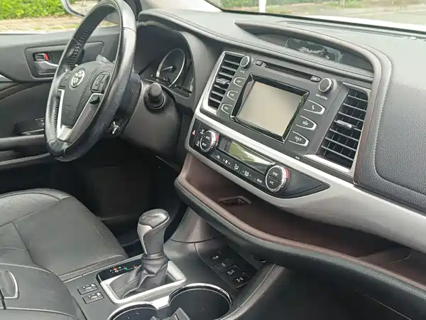 Toyota Highlander 2018