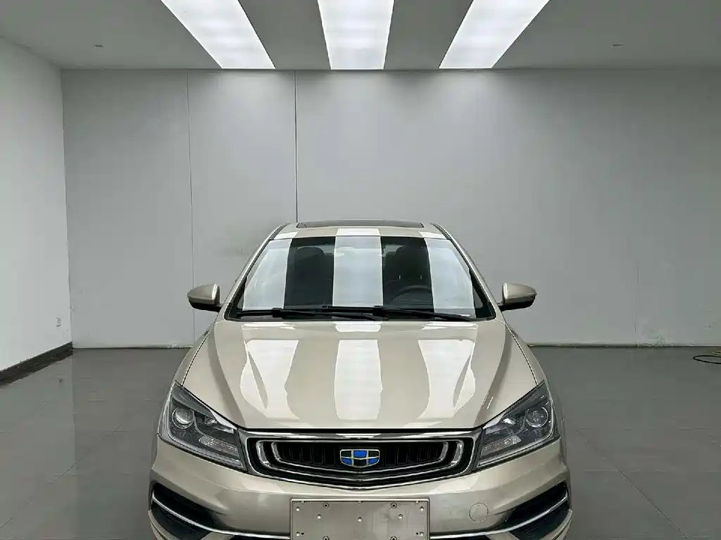 Geely Emgrand 2018 — фото 2