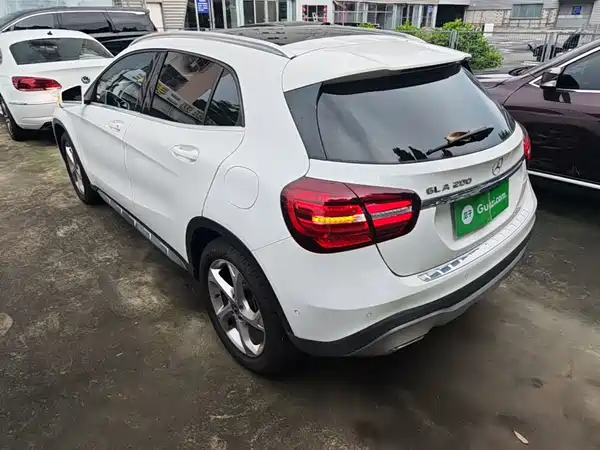 Mercedes-Benz GLA 2018
