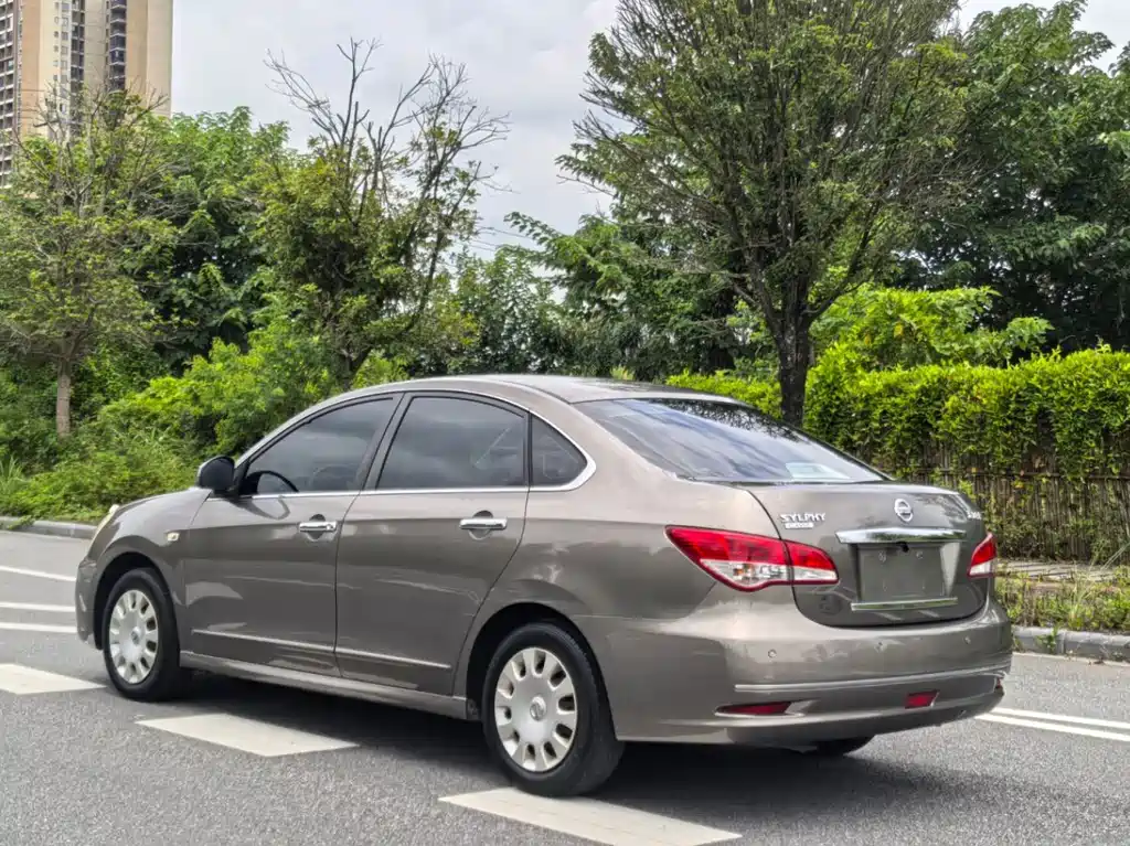Nissan Sylphy 2016 — фото 9