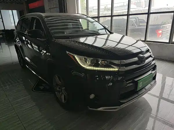Toyota Highlander 2020