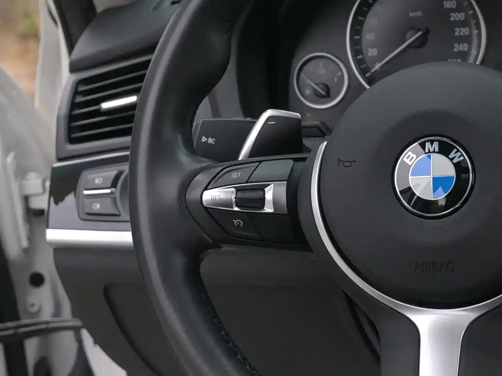 BMW X3 2017 — фото 12