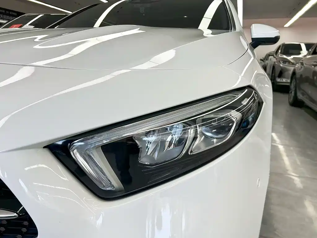 Mercedes-Benz A-Class 2019 — фото 25